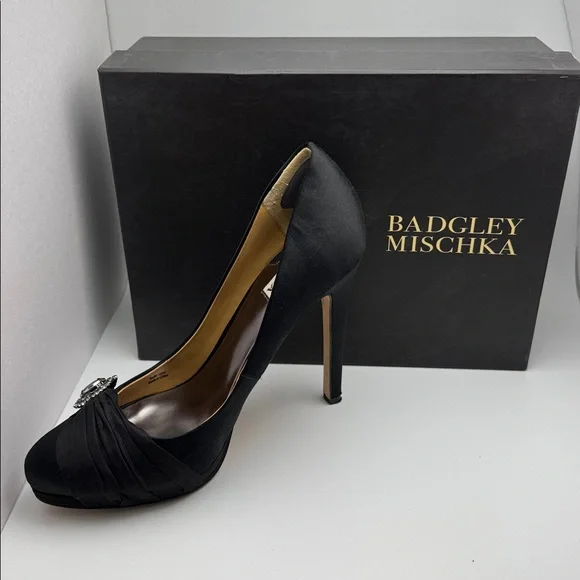 EUC - Badgley Mischka ODell Jeweled Black Satin Platform Pumps w/ box, dust bag - Picture 3 of 9